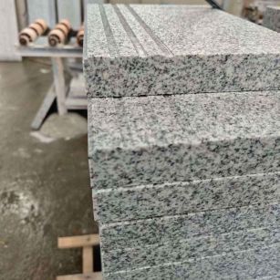 南宁芝麻白楼梯踏步