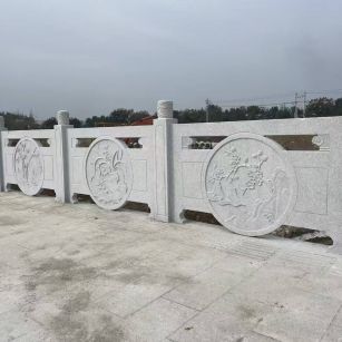 南宁芝麻白河道栏杆 石材栏杆