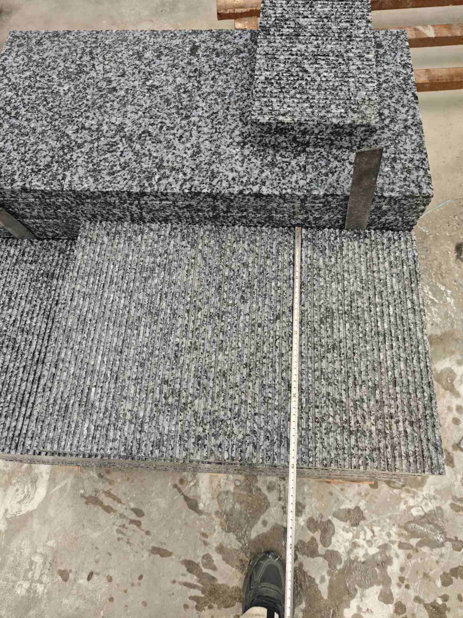 南宁芝麻黑拉丝面