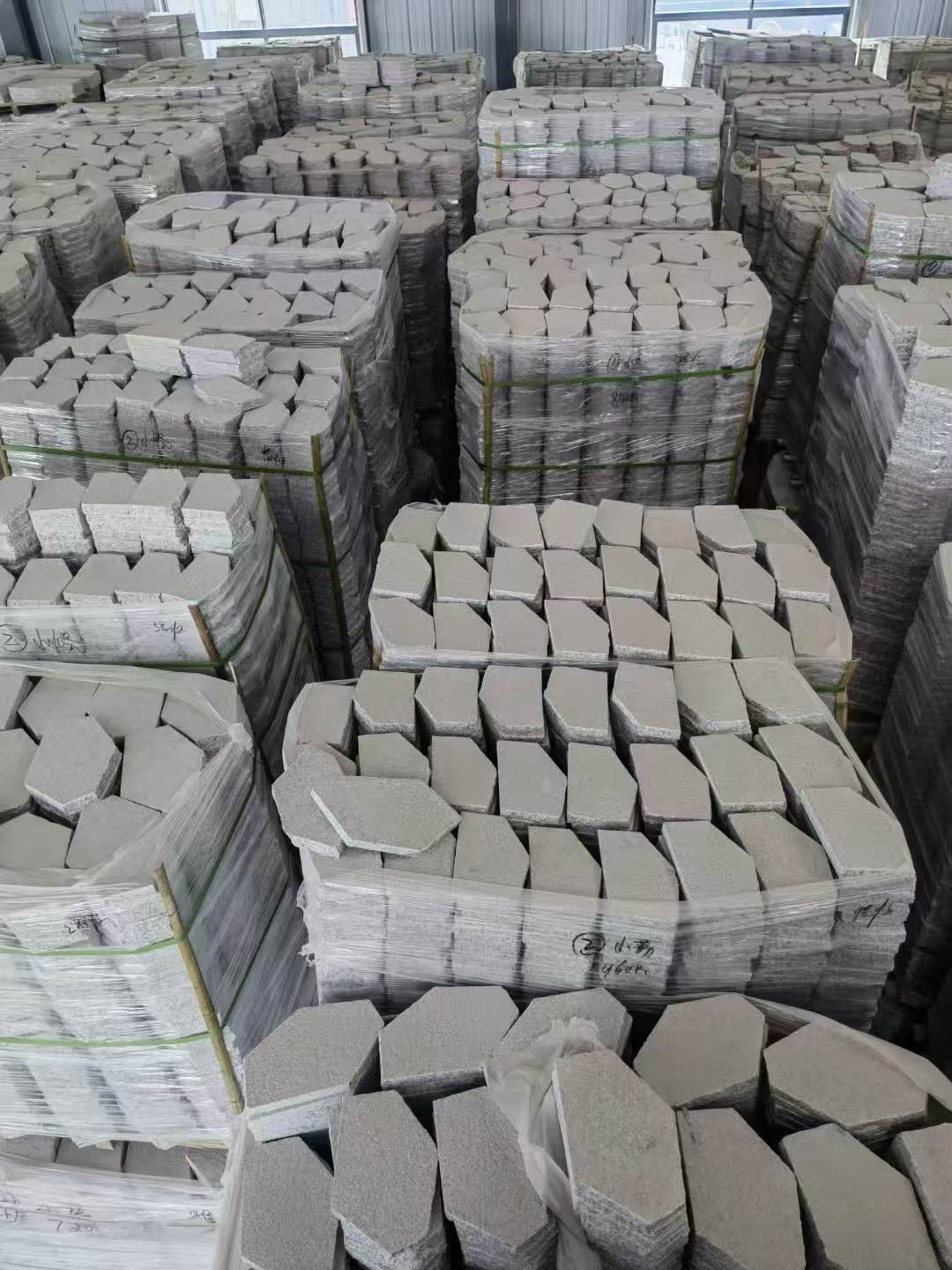 南宁芝麻白石材冰裂纹，碎拼。